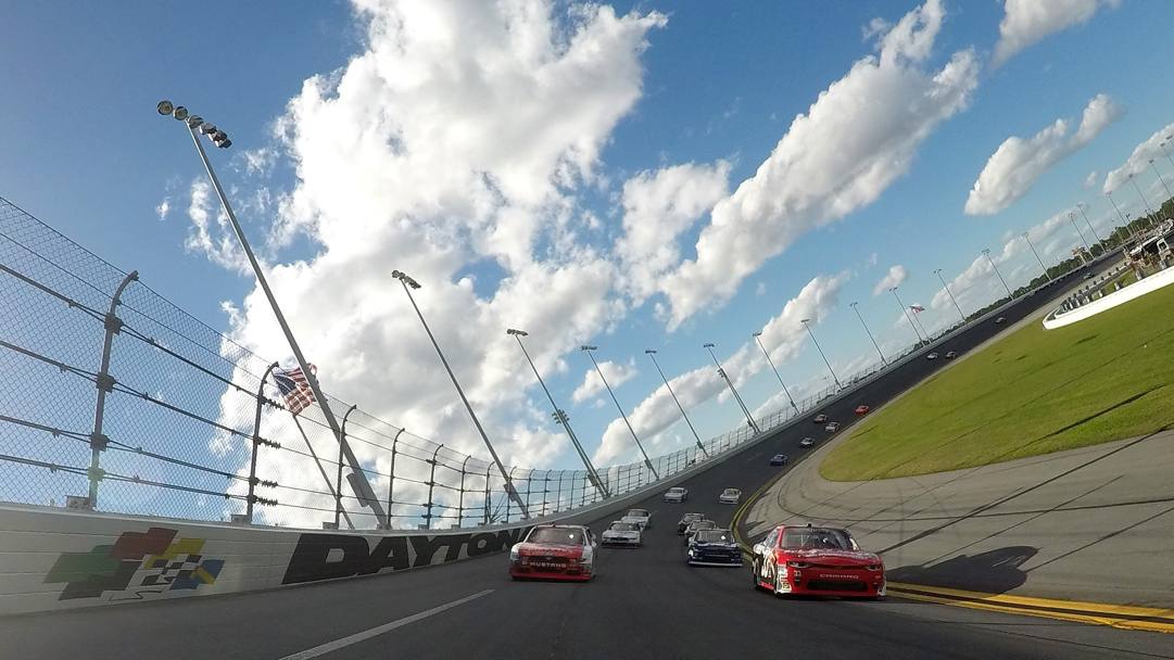 Il cielo della Florida incombe sul circuito di Daytona per la Nascar XFinity Series (Afp)